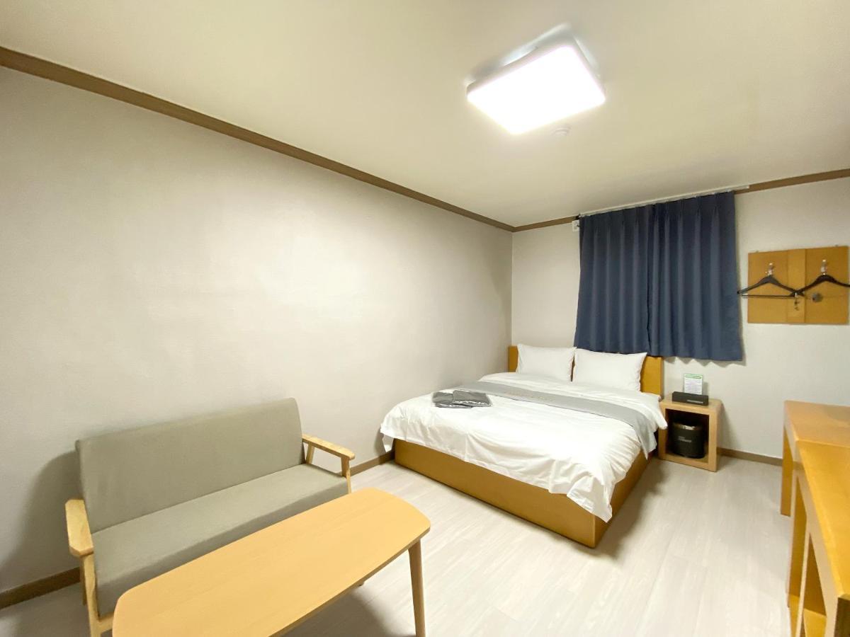 Suanbo Hot Spring Healing Hotel تشونغجو المظهر الخارجي الصورة