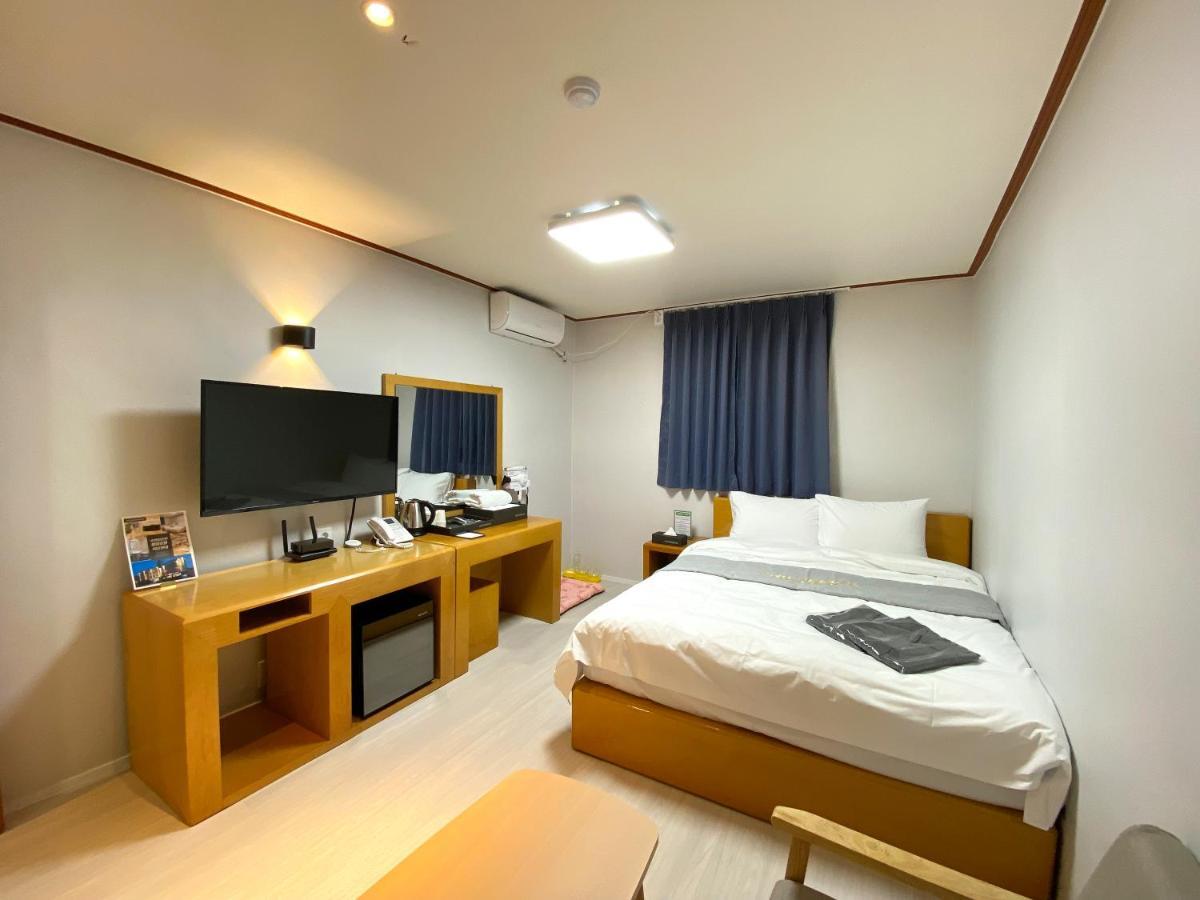 Suanbo Hot Spring Healing Hotel تشونغجو المظهر الخارجي الصورة