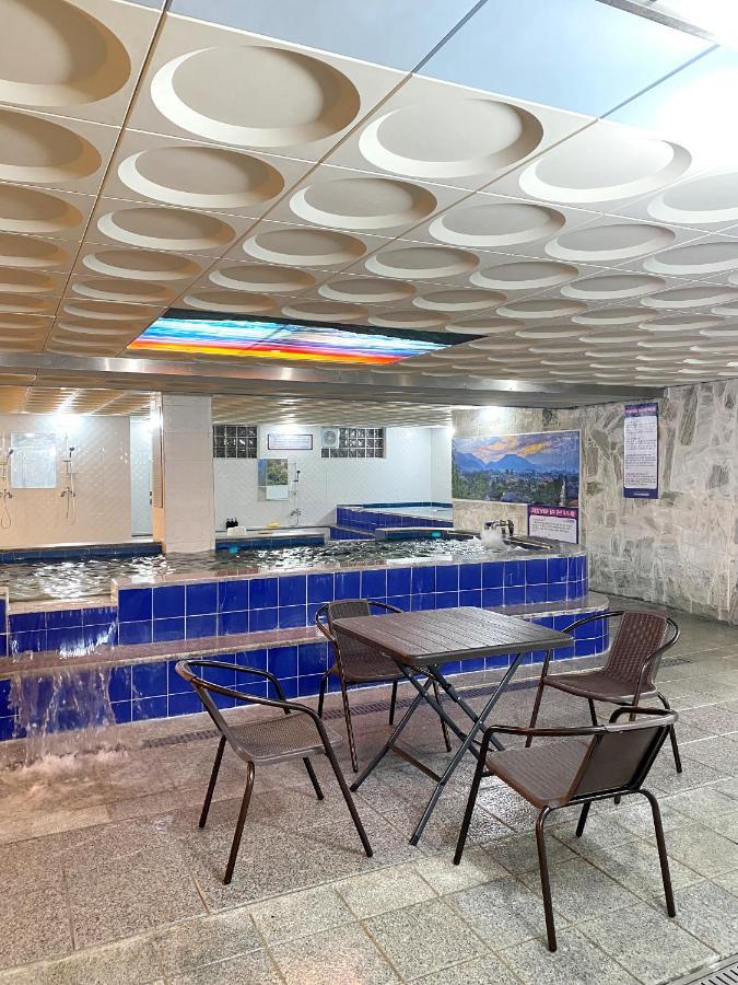 Suanbo Hot Spring Healing Hotel تشونغجو المظهر الخارجي الصورة