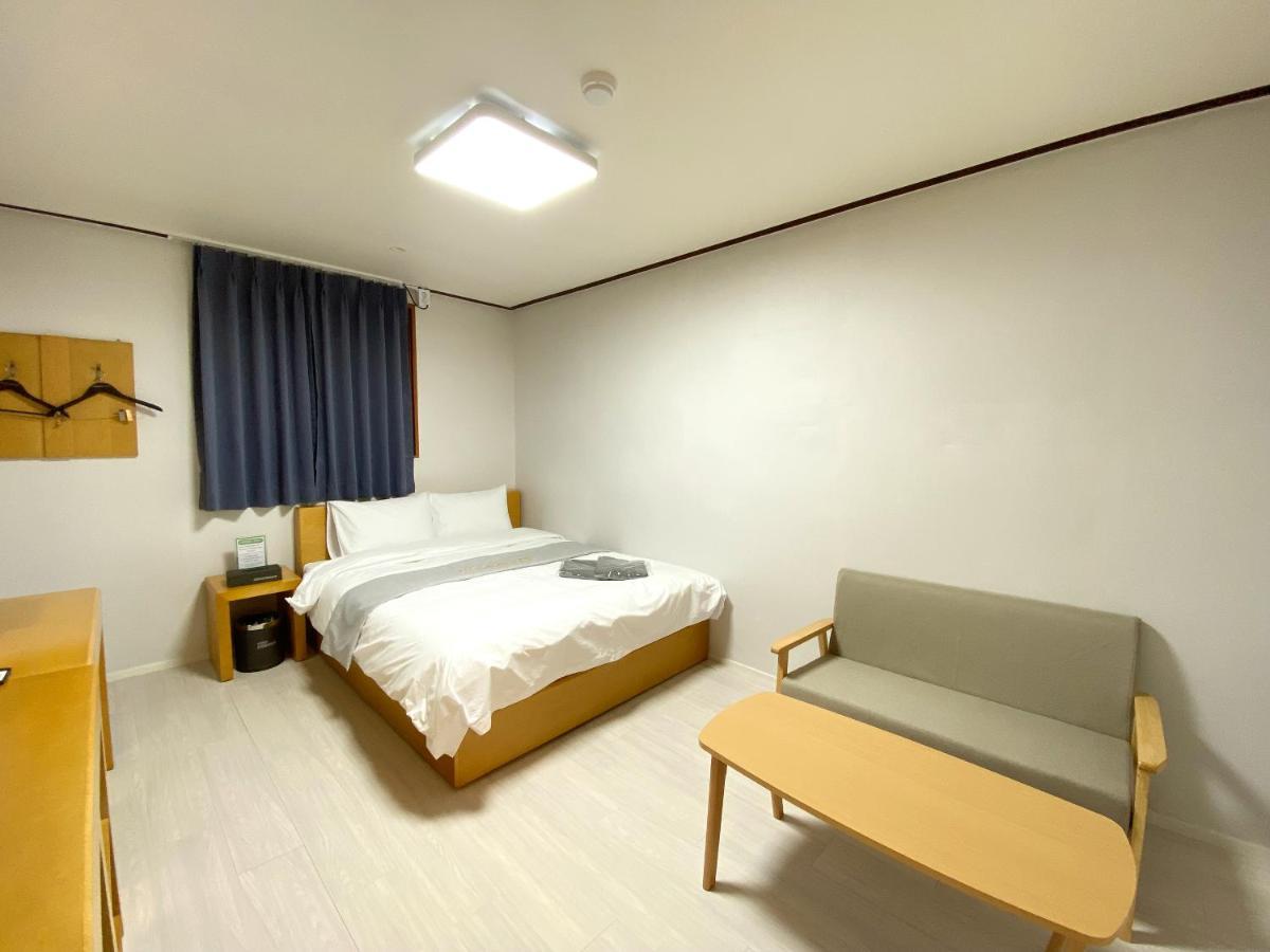 Suanbo Hot Spring Healing Hotel تشونغجو المظهر الخارجي الصورة