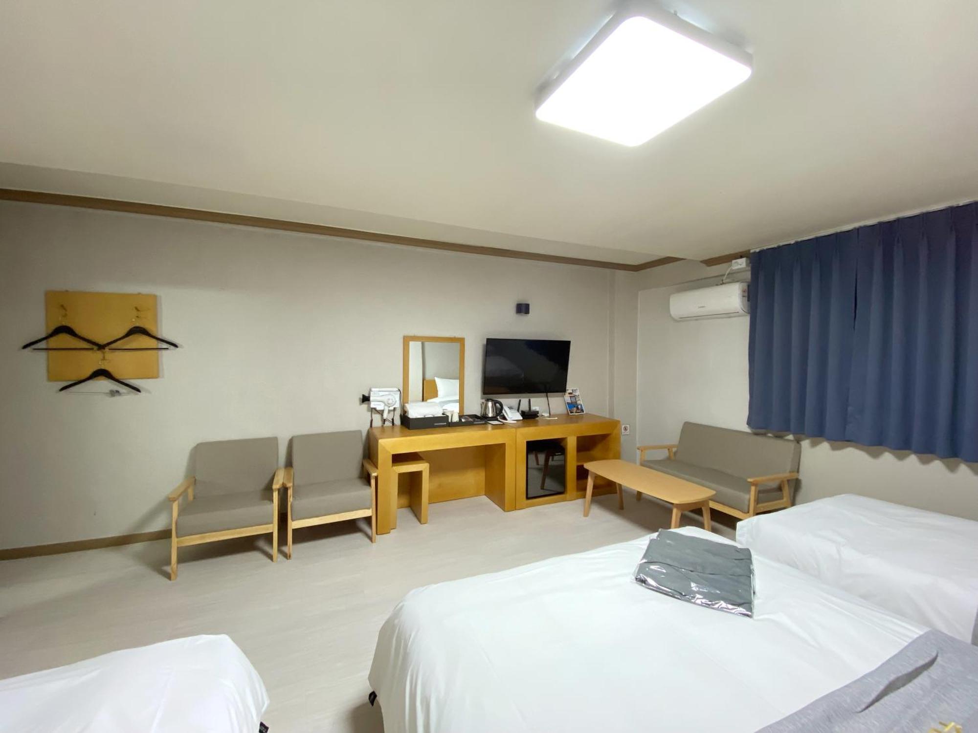 Suanbo Hot Spring Healing Hotel تشونغجو المظهر الخارجي الصورة