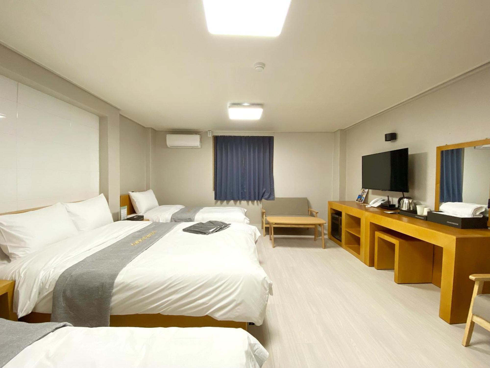 Suanbo Hot Spring Healing Hotel تشونغجو المظهر الخارجي الصورة