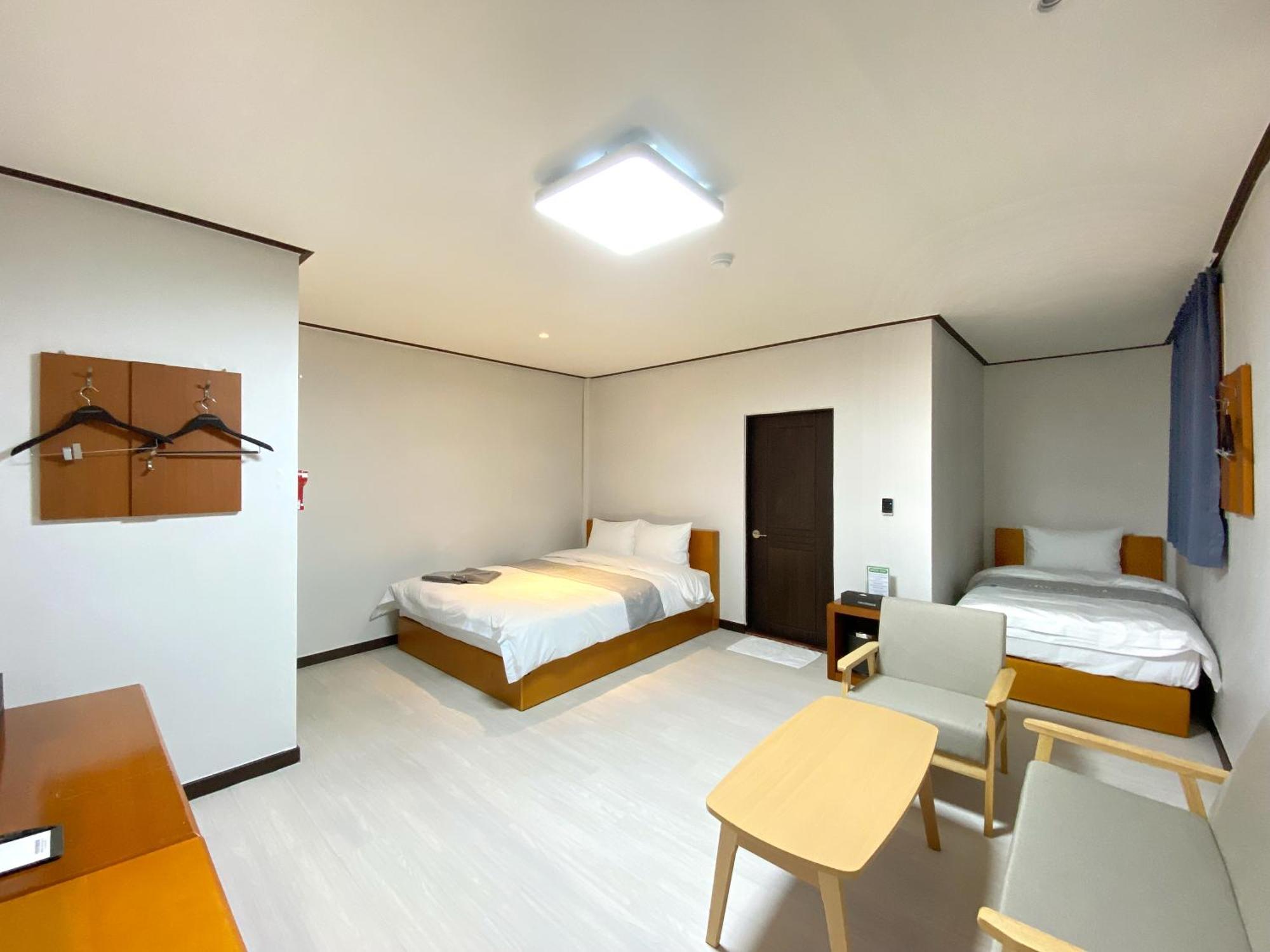 Suanbo Hot Spring Healing Hotel تشونغجو المظهر الخارجي الصورة