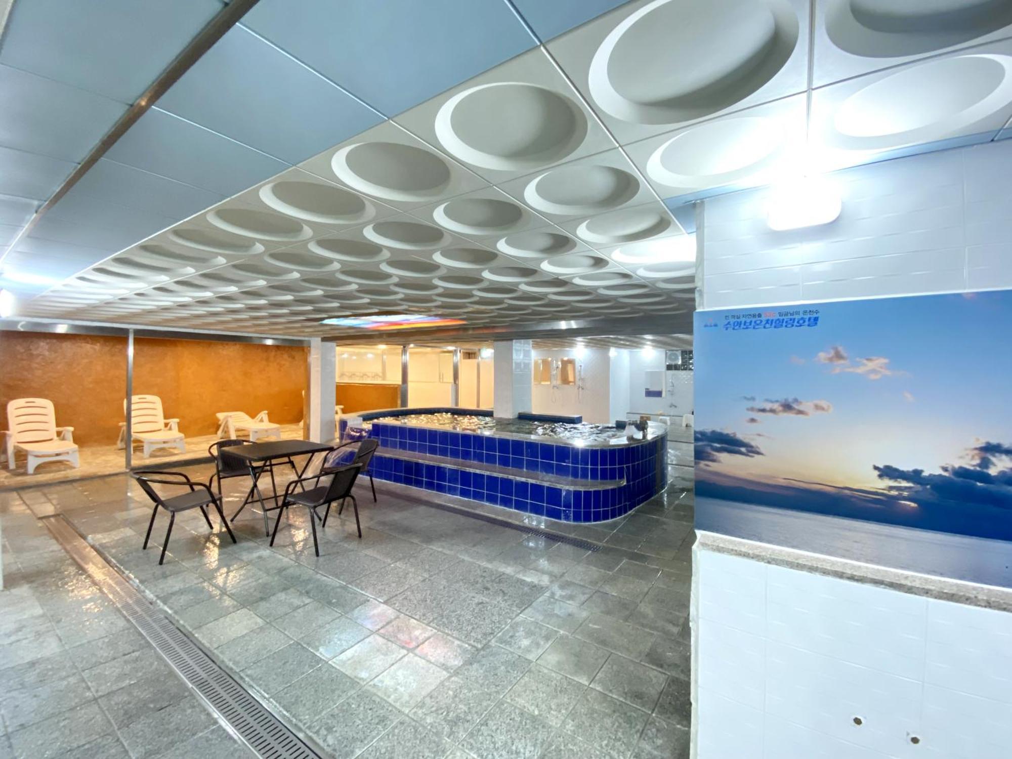 Suanbo Hot Spring Healing Hotel تشونغجو المظهر الخارجي الصورة